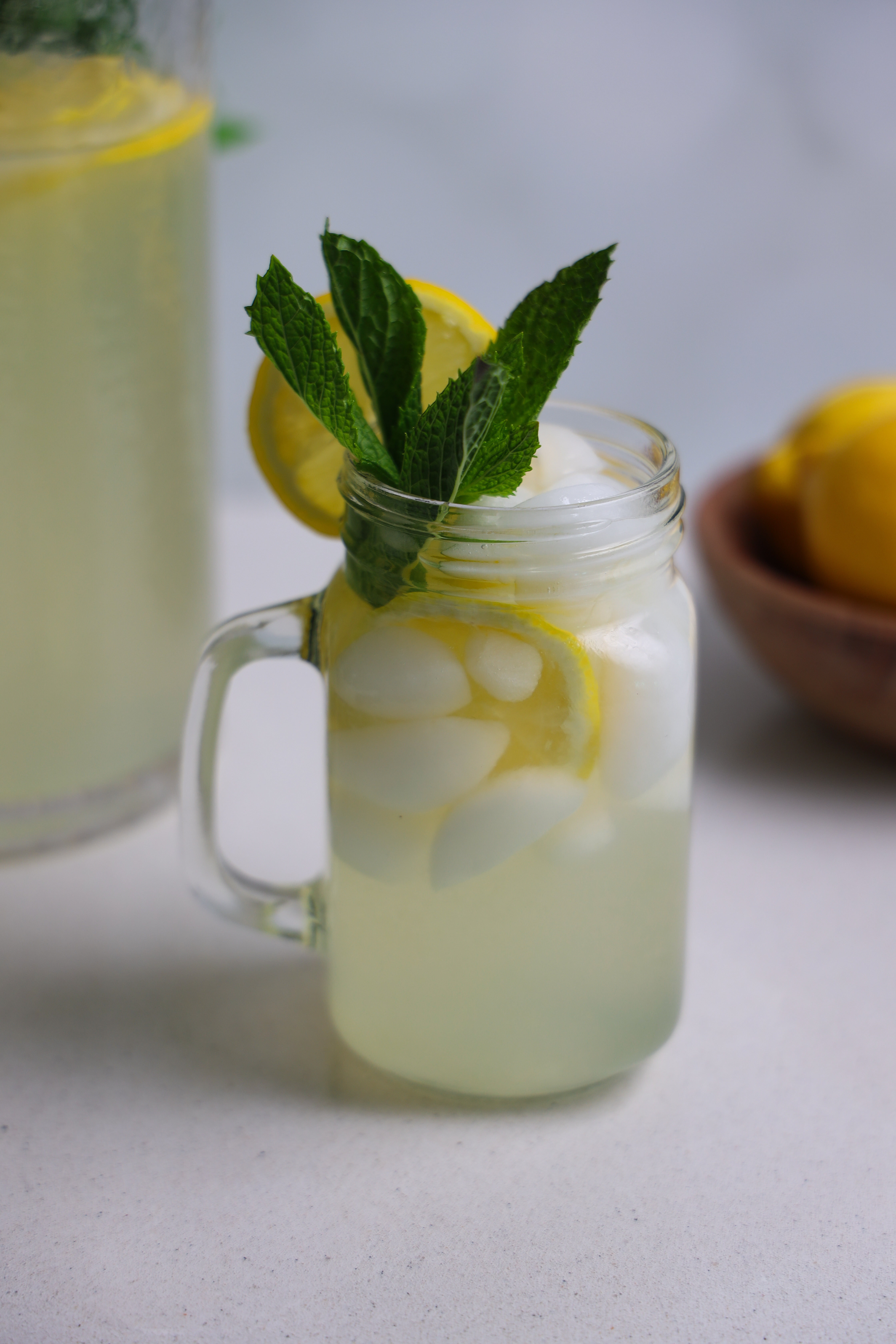 How to Make Refreshing Southern Lemonade at Home